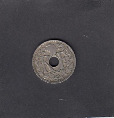 Beschrijving: 25 Centimes HOLE